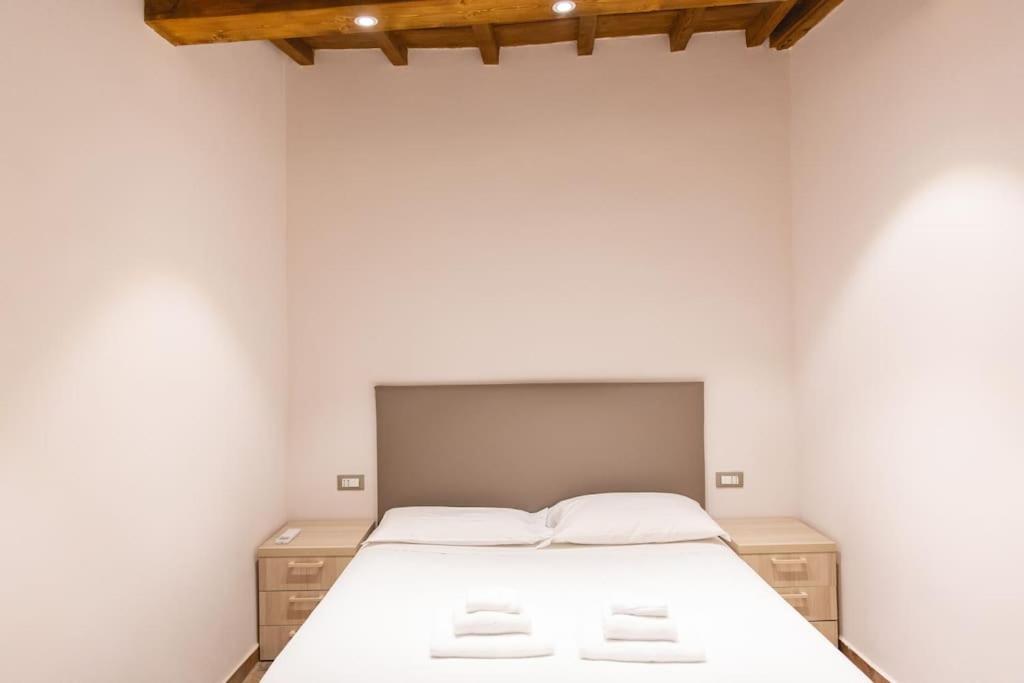 Cozy And Charmin 3Br Apartment Steps By Duomo Florence Luaran gambar