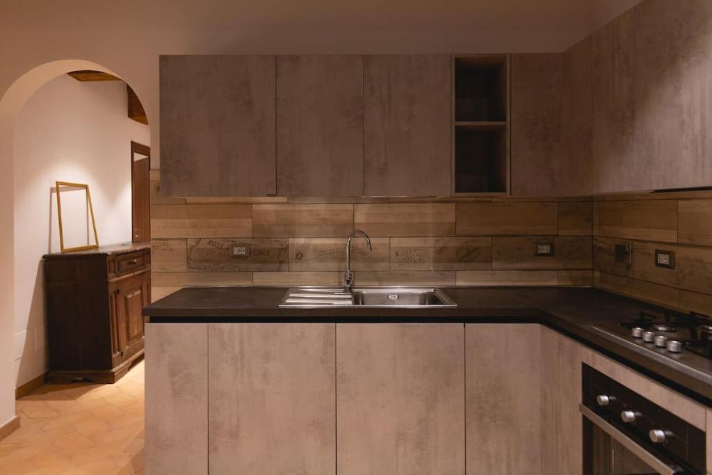Cozy And Charmin 3Br Apartment Steps By Duomo Florence Luaran gambar