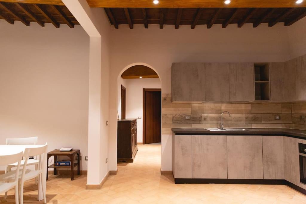 Cozy And Charmin 3Br Apartment Steps By Duomo Florence Luaran gambar